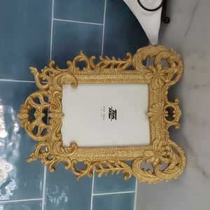 Gold scroll picture frame